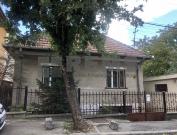 Casa de vanzare, Andrei Muresanu, front 15 ml